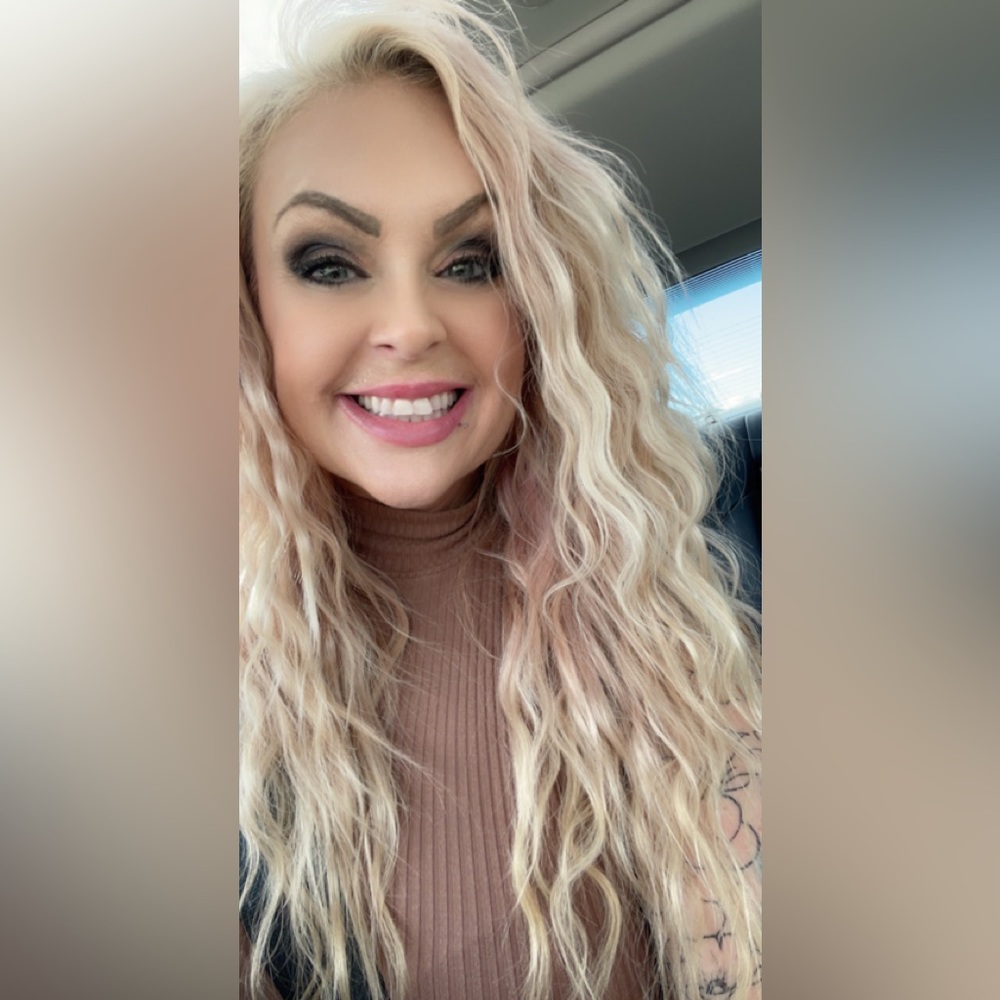 Meet your Posher, Courtenay